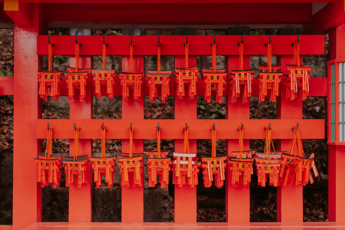 お守りは持ち歩ける小さな神社
